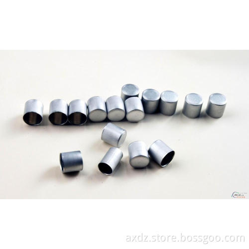 Insulating Capacitor Can